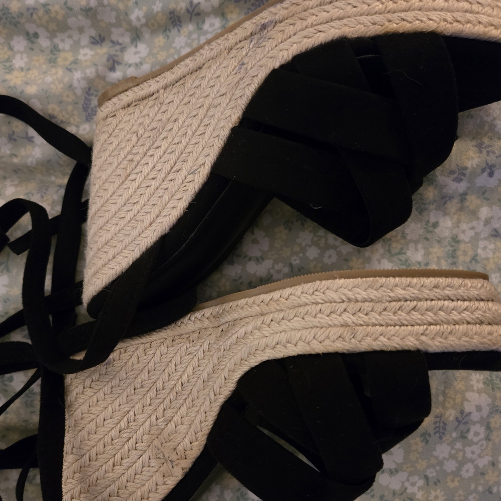 Elegant Black Espadrille Wedge Sandals